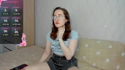 Snapshot of x_purr_agatha_x chatting on February 23, 3:04 am Agatha online show from February 23, 3:04 am