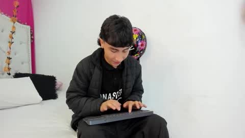 xaanderGrey online show from October 10, 7:46 pm