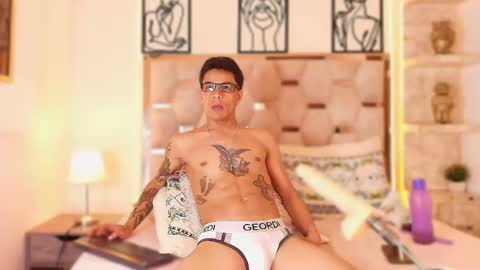 xabier online show from February 3, 10:59 pm