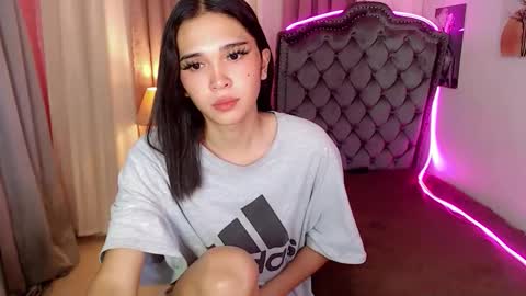 xairah_doux online show from October 12, 6:51 pm