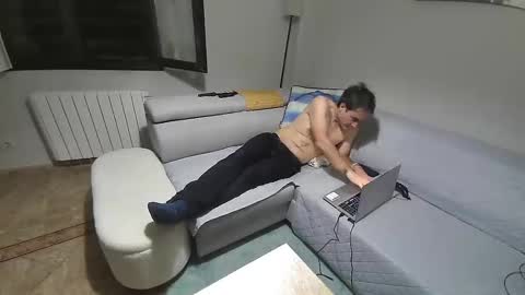 xalegarmax online show from October 3, 9:23 pm