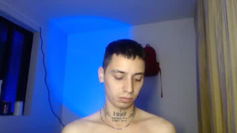 xalejo_max online show from October 28, 5:00 am