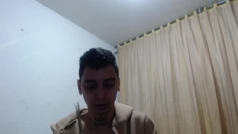 xalejo_max online show from November 27, 11:34 am