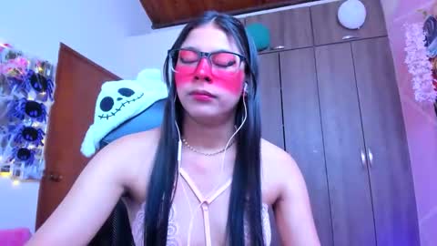 XALLYSONX online show from October 19, 11:22 am