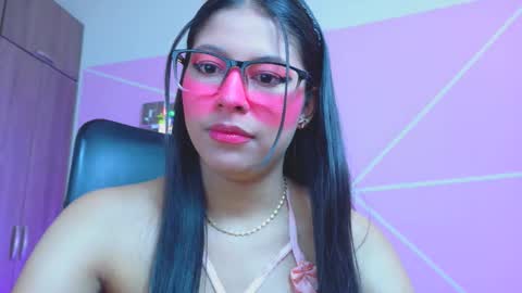 XALLYSONX online show from May 4, 12:01 pm