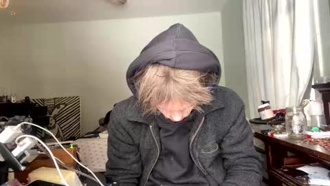 Snapshot of xander0zzz chatting on February 3, 4:23 pm xander0zzz online show from February 3, 4:23 pm