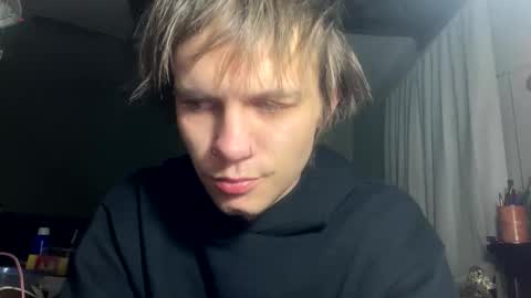 Snapshot of xander0zzz chatting on February 22, 11:53 am xander0zzz online show from February 22, 11:53 am