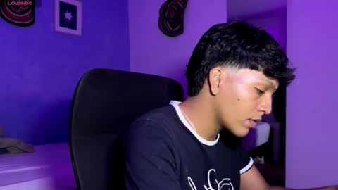 Xander bonnet online show from December 3, 12:07 am