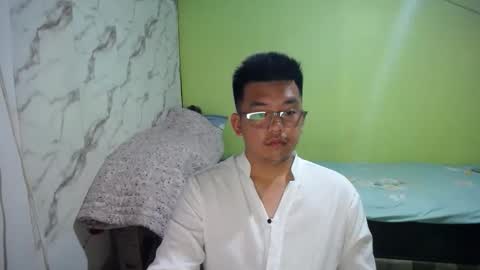 xanderbate08 online show from April 26, 5:38 am