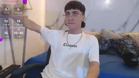 xandergrey8 online show from March 21, 8:23 pm