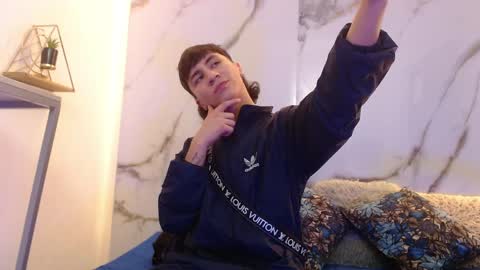 xandergrey8 online show from March 29, 7:58 pm