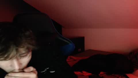 Snapshot of xandiigmusik chatting on November 24, 4:23 am rx4per online show from November 24, 4:23 am