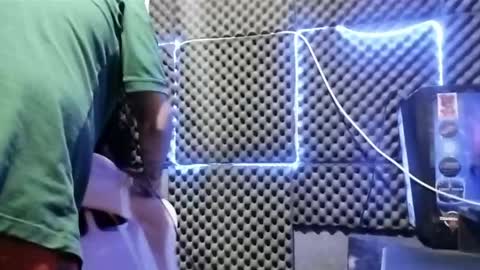 xandres2016 online show from April 9, 9:47 am