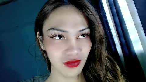 Snapshot of xangel_redx chatting on December 7, 12:19 am ANGEL online show from December 7, 12:19 am