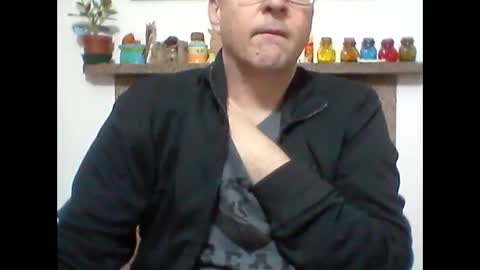 Snapshot of xaramanu chatting on December 21, 9:27 am xaramanu online show from December 21, 9:27 am