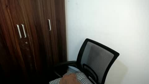 Snapshot of xasian_babygirl chatting on January 7, 8:31 pm Aiah online show from January 7, 8:31 pm