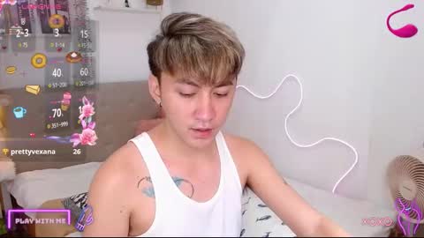 Snapshot of xasianprince4youx chatting on September 21, 1:51 am khris online show from September 21, 1:51 am