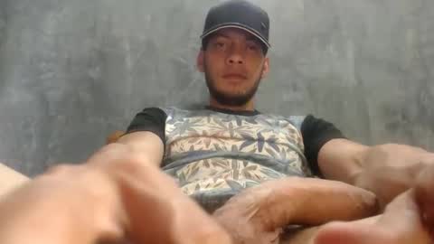 Snapshot of xavicock24 chatting on May 20, 1:50 pm xavicock24 online show from May 20, 1:50 pm