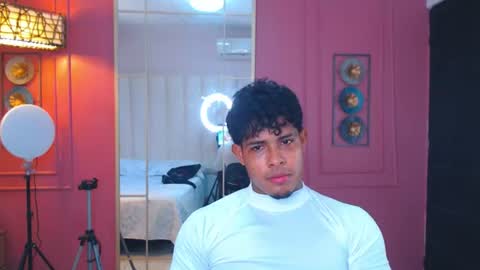 Snapshot of xavier_bryan_ chatting on July 31, 7:35 pm xavier online show from July 31, 7:35 pm