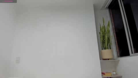 Xavier online show from April 3, 1:14 am