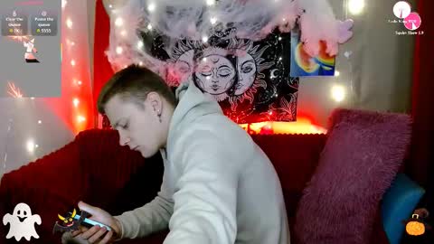 Snapshot of xavier_night81 chatting on November 4, 8:46 am xavier_night81 online show from November 4, 8:46 am