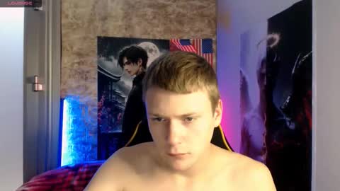 Snapshot of xavier_night81 chatting on December 2, 11:37 am xavier_night81 online show from December 2, 11:37 am