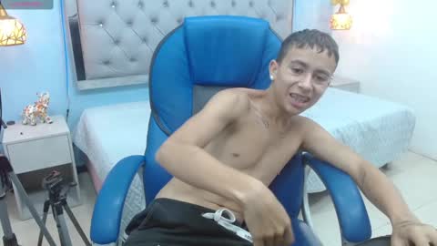 xavii_18_ online show from January 22, 6:10 pm