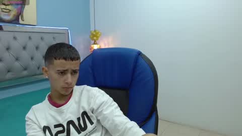 xavii_18_ online show from February 5, 1:22 pm