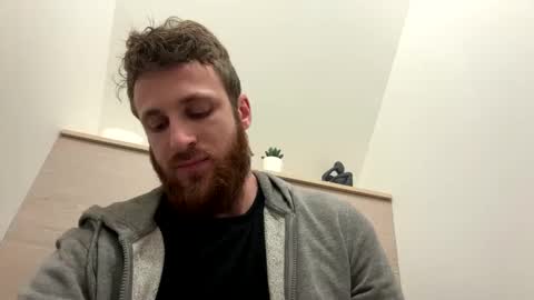 Snapshot of xavou779 chatting on January 8, 6:52 pm xavou779 online show from January 8, 6:52 pm