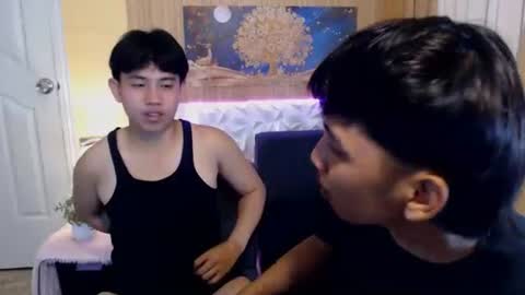 Snapshot of xcigbatecum chatting on January 6, 4:00 pm Charlie online show from January 6, 4:00 pm