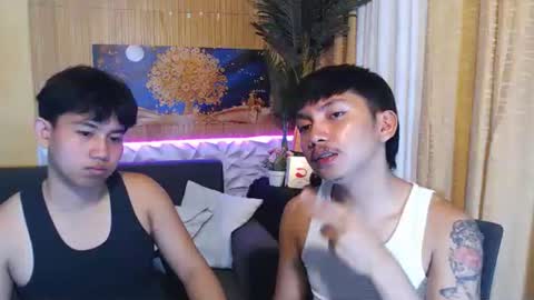 Snapshot of xcigbatecum chatting on January 11, 8:52 am Charlie online show from January 11, 8:52 am