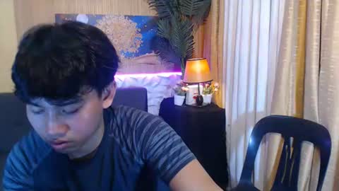 Snapshot of xcigbatecum chatting on January 14, 6:52 am Charlie online show from January 14, 6:52 am