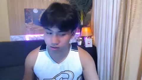 Snapshot of xcigbatecum chatting on January 17, 5:16 pm Charlie online show from January 17, 5:16 pm