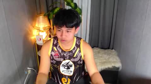 Snapshot of xcigbatecum chatting on March 1, 2:19 pm Charlie online show from March 1, 2:19 pm