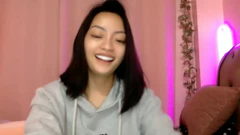 Snapshot of xcxccy19 chatting on February 9, 4:29 pm Sachi Cy online show from February 9, 4:29 pm