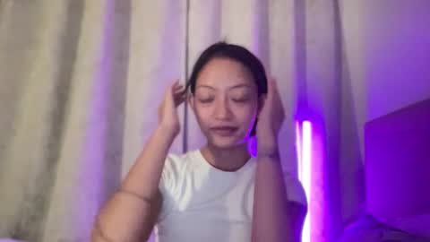 Snapshot of xcxccy19 chatting on October 31, 8:32 pm Sachi Cy online show from October 31, 8:32 pm