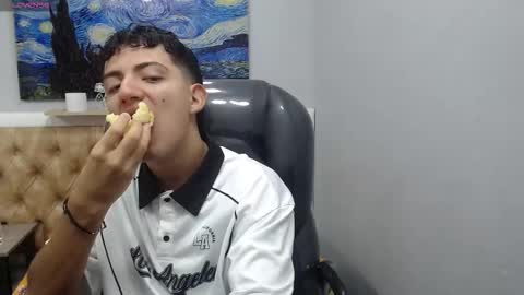 Snapshot of xebastwink chatting on February 7, 12:53 pm xebastwink online show from February 7, 12:53 pm