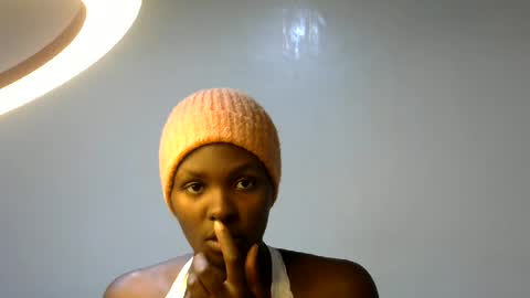 Snapshot of xeenah chatting on July 12, 6:10 pm xeenah online show from July 12, 6:10 pm