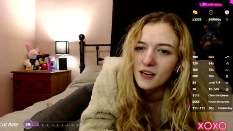 Snapshot of xelliee_rosex chatting on December 16, 1:32 pm EllieeRose online show from December 16, 1:32 pm
