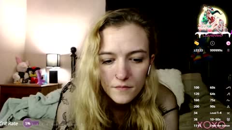 Snapshot of xelliee_rosex chatting on December 23, 5:06 am EllieeRose online show from December 23, 5:06 am