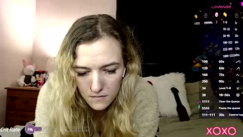 Snapshot of xelliee_rosex chatting on March 9, 7:59 pm EllieeRose online show from March 9, 7:59 pm