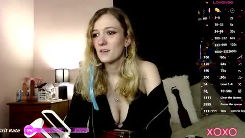 Snapshot of xelliee_rosex chatting on September 30, 10:31 am EllieeRose online show from September 30, 10:31 am