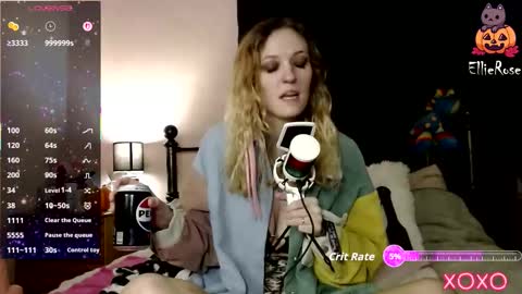 EllieeRose online show from November 6, 6:58 am