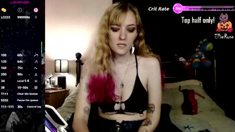 EllieeRose online show from June 19, 3:22 am