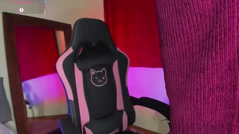 Kanae. online show from October 20, 1:17 am