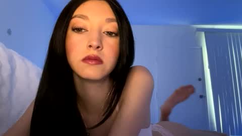 xenadreamx online show from May 9, 8:25 pm