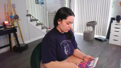 Goddess Xena online show from February 25, 5:33 pm