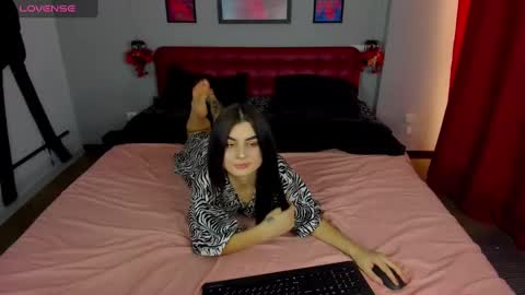 Emma online show from February 28, 1:36 pm