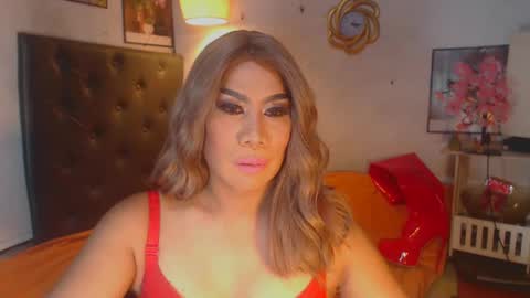 Snapshot of xhardcock2playx chatting on February 14, 10:58 pm GODDESS KRISTEL online show from February 14, 10:58 pm