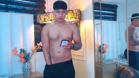 MICHAEL HUGE online show from February 13, 2:20 pm